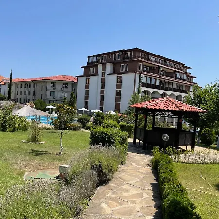 Stylish Sv Vlas елегантен двустаен св влас Daire *