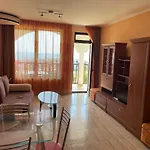 Stylish Sv елегантен двустаен св влас * Sveti Vlas