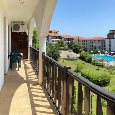 Stylish Sv Vlas елегантен двустаен св влас Sveti Vlas