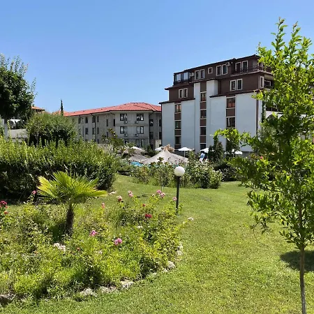Stylish Sv елегантен двустаен св влас Sveti Vlas